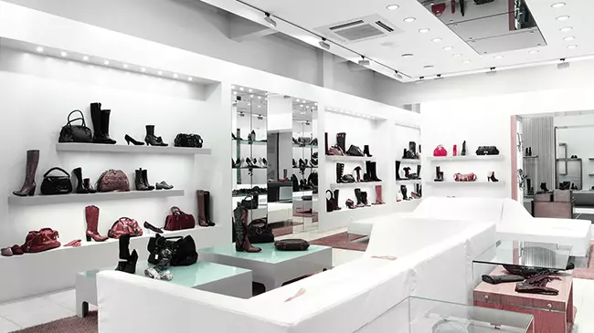 Moda və mütəxəssis mağazalarında pərakəndə idarəetmə həlləri