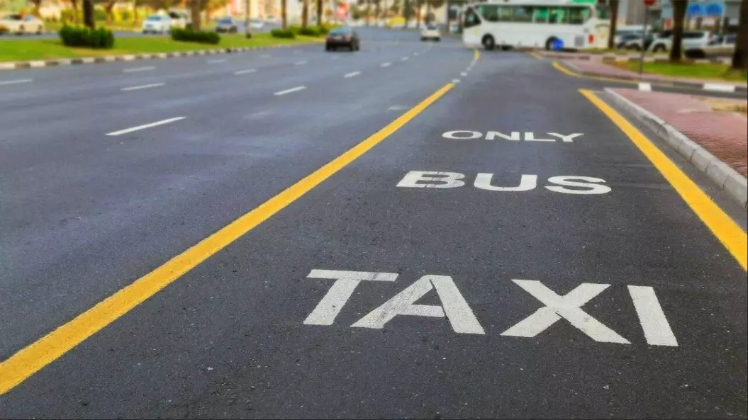 Avtobus zolağının qanunsuz işğalı